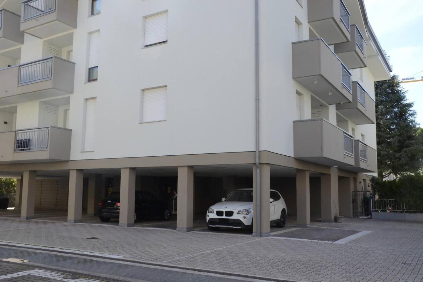 Appartamento Peler13 Con Balcone E Parcheggio Riva del Garda Exteriör bild